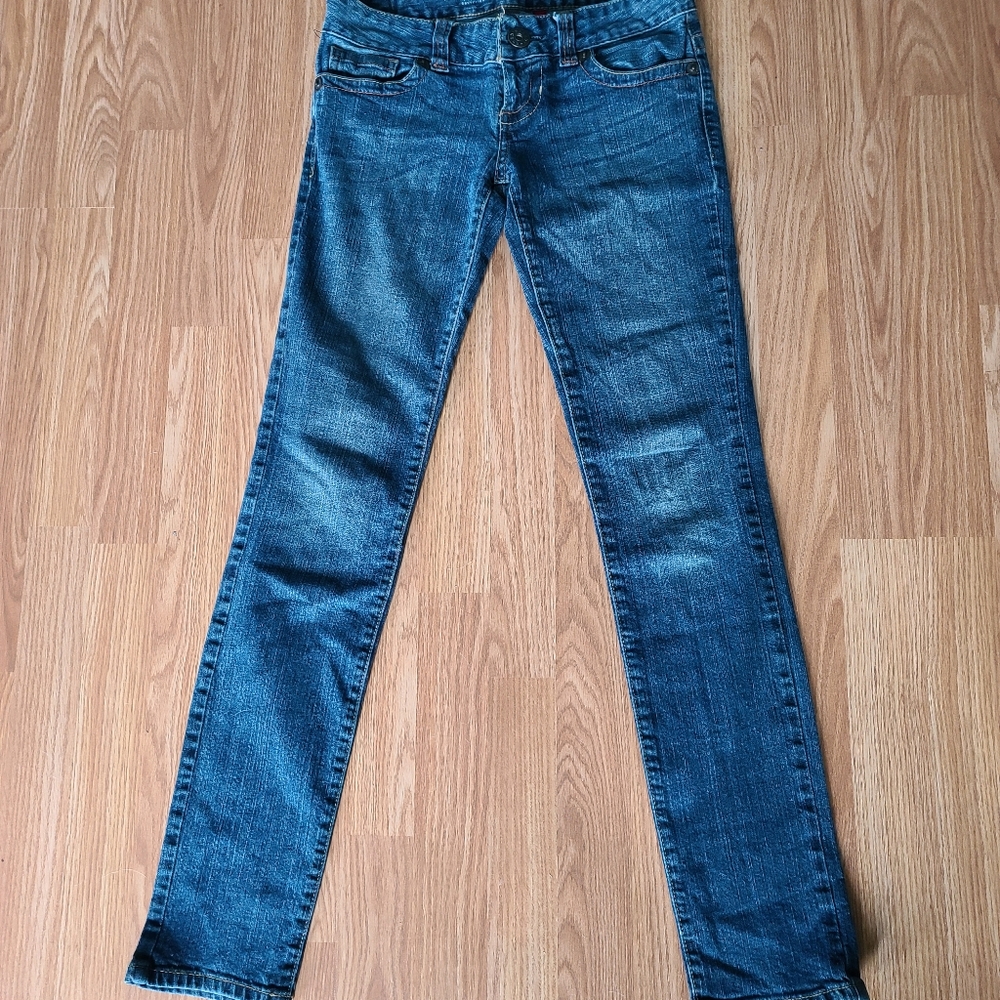 Guess jeans size US 26.
